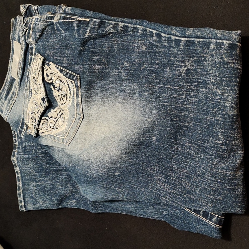 Wallflower jeans size 13